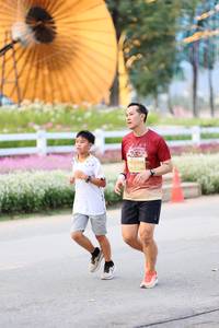 BIB: 
                            <button type="button" onclick="openModal(27845654)" class="btn btn-primary btn-sm float-right btn-popup" data-toggle="modal" data-target=".modal-high-quality">
                        <i class="fas fa-shopping-cart"></i> Add to Cart
                    </button>
                                            <button type="button" onclick="isThisMe(27845654, true)" class="btn btn-success btn-sm float-right btn-popup btn-isme hidden" data-toggle="tooltip" data-placement="bottom" title="นี่คือรูปของคุณใช่ไหม คลิกที่นี่เพื่อเอาเข้าอัลบั้ม">
                        <i class="fas fa-plus"></i> Add to album
                    </button>
                    <button type="button" onclick="isThisMe(27845654, false)" class="btn btn-warning btn-sm float-right btn-popup btn-isnotme hidden">
                        <i class="fas fa-ban"></i> Remove from album
                    </button>